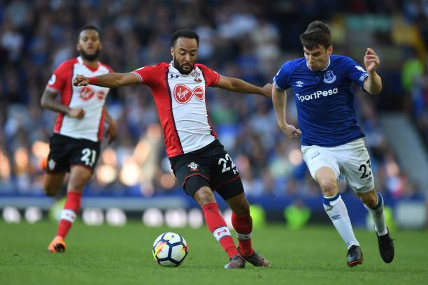 这位来自斯 这位来自斯