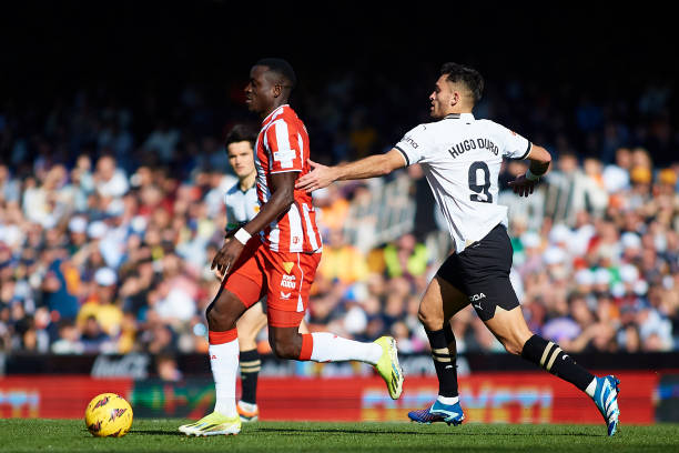 对任何一方 对任何一方